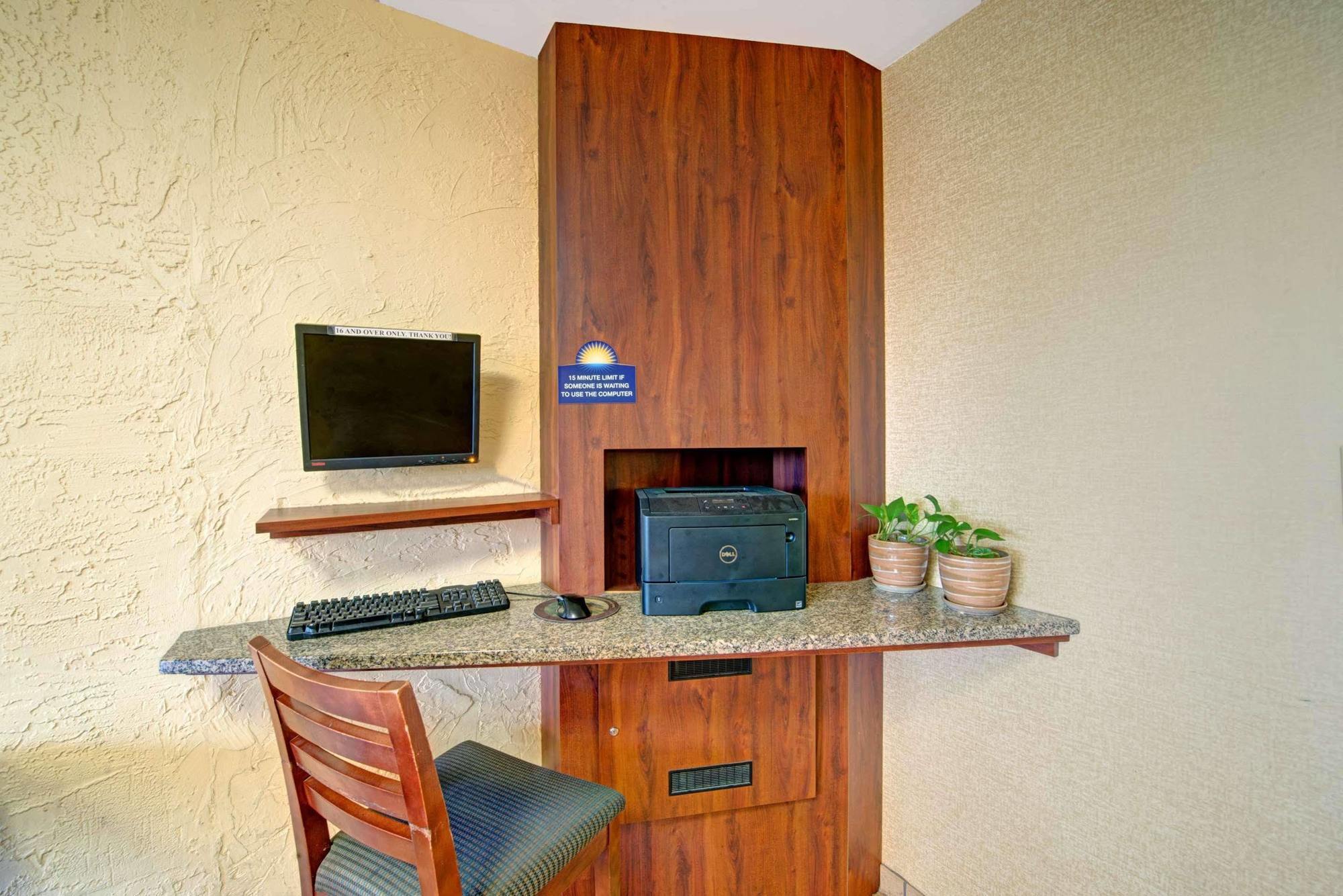 Quality Inn - Denton Esterno foto